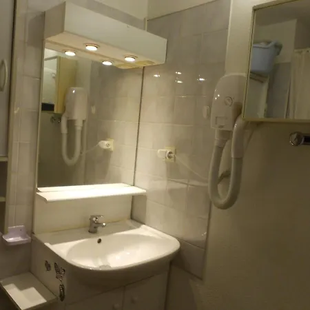 Cosy A - 4 Pers, 28m², Balcon, Parking, Wifi Inclus - Fr-1-512-270 *