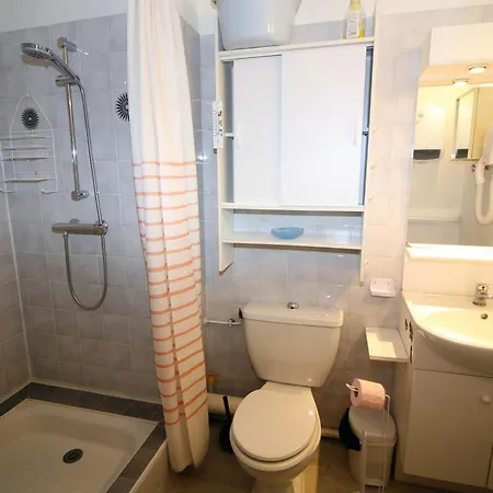 Cosy A - 4 Pers, 28m², Balcon, Parking, Wifi Inclus - Fr-1-512-270 Apartment *